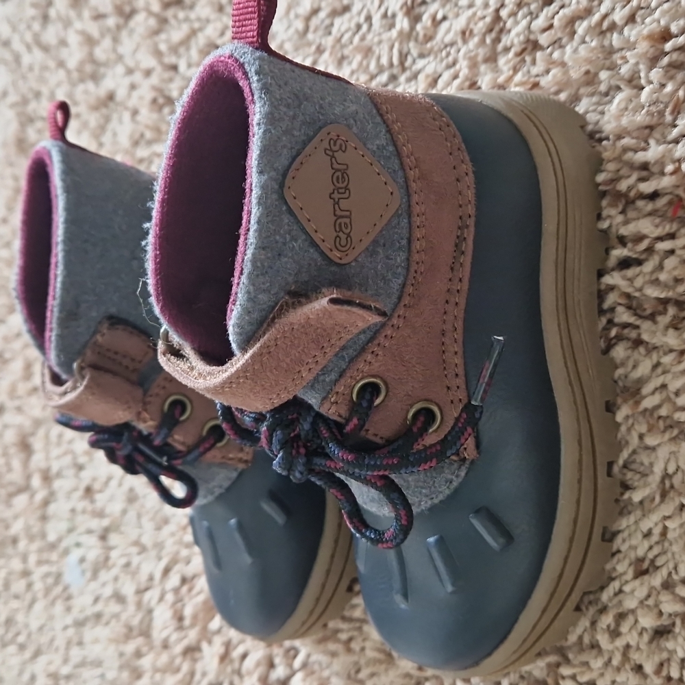 Carters Toddler Boots (size 6)